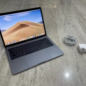 Macbook Pro 2016 i5 8GB 512SSD non-touch bar